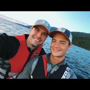 Meet your Posher, Adam